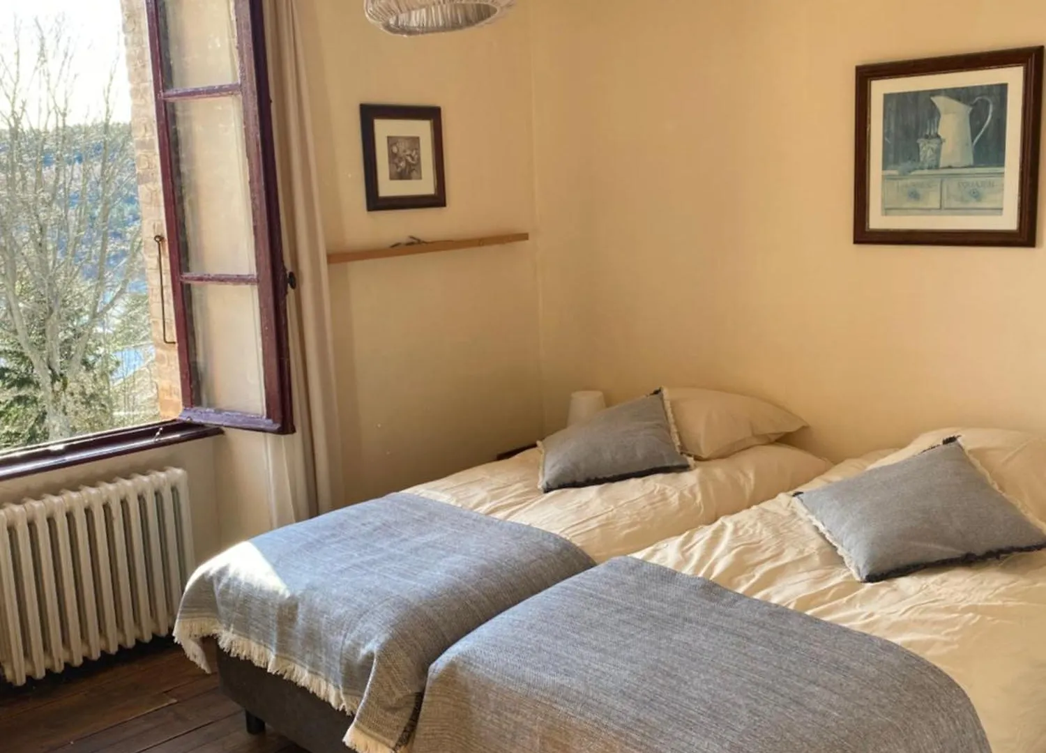 ***  Lavietara Hotel Lalouvesc France