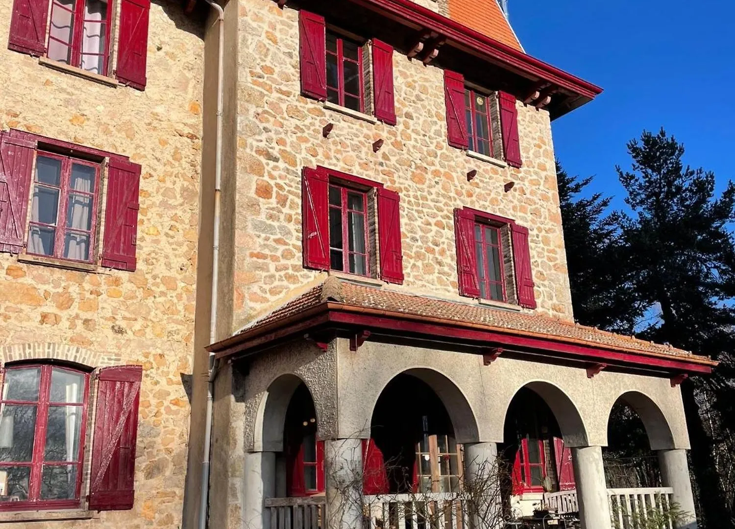 Lavietara Hotel Lalouvesc 3*,